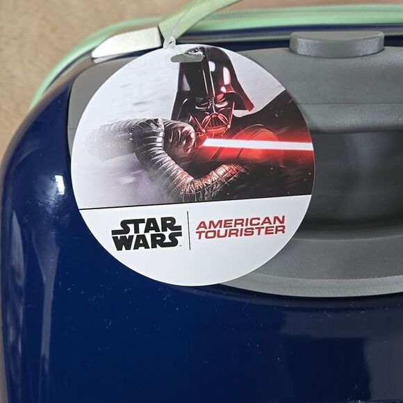AMERICAN TOURISTER DISNEY STAR WARS HARDSIDE UPRIGHT 16" CARRY-ON LUGGAGE - NEW - Picture 3 of 12